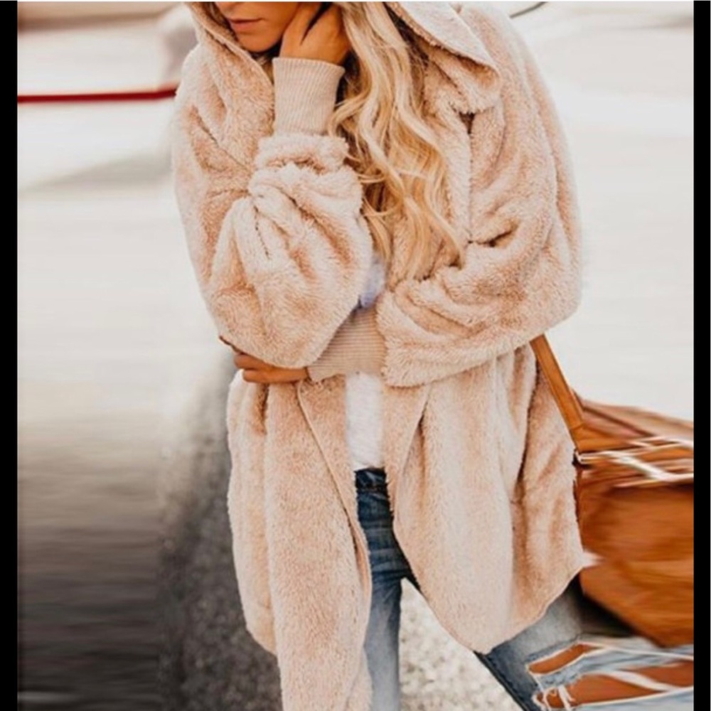 ✨LAST ONE✨🎁🎁 Taupe Soft Faux Fur Cardigan 🎁🎁 - Picture 7 of 8
